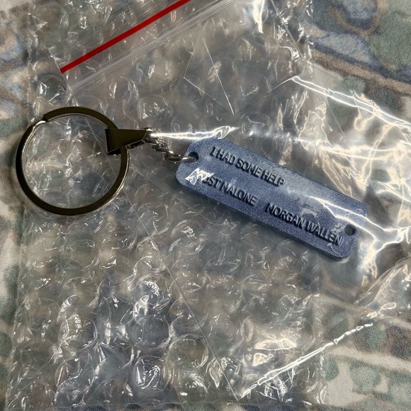 Post Malone x Morgan Wallen “I Had Some Help” keychain - Picture 1 of 5